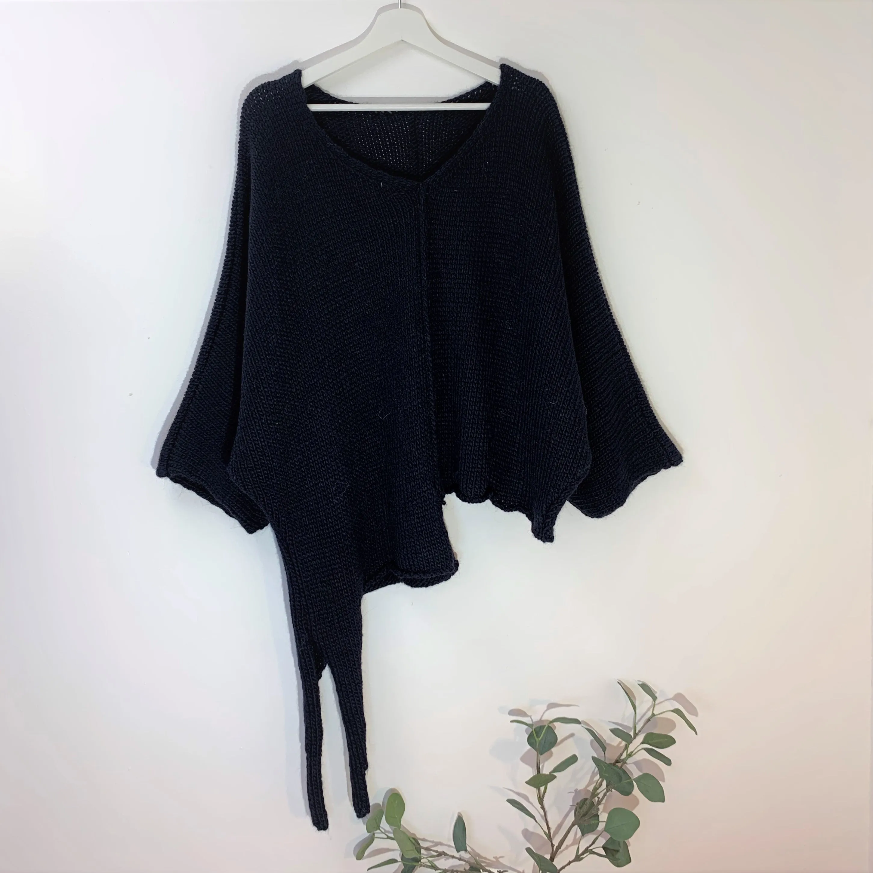Chunky natural and slouchy a-symmetric jumper (Alpaca mix)