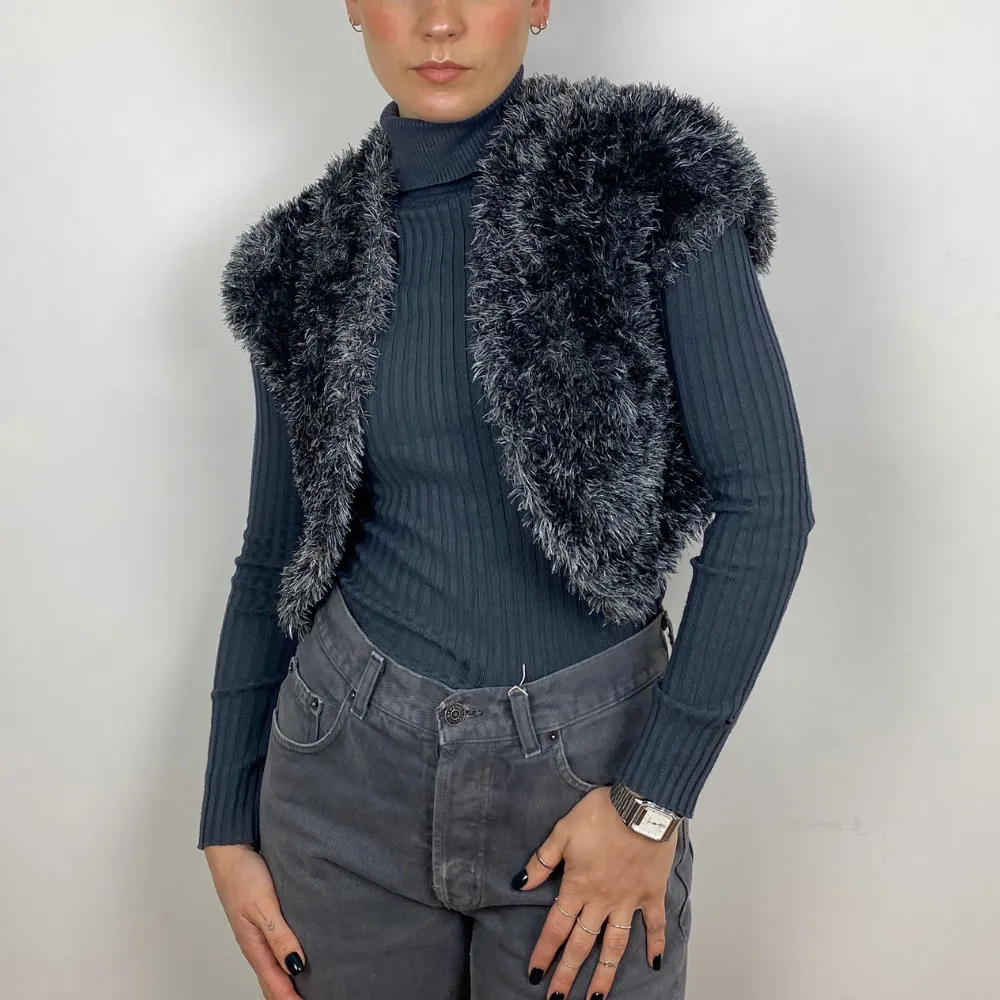 Fluffy Knit Top - MEDIUM