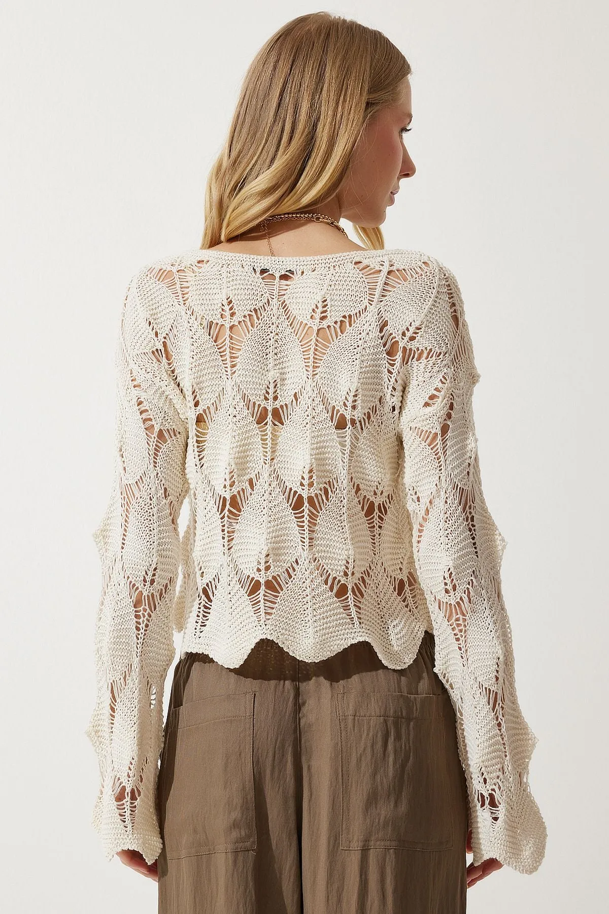 Women's Cream Openwork Crop Knitwear Blouse