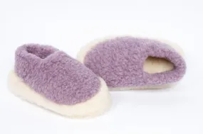 Wool slippers size 4-5 lilac